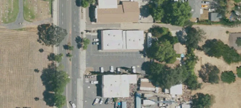 Eight-Unit Retail Building with Parking