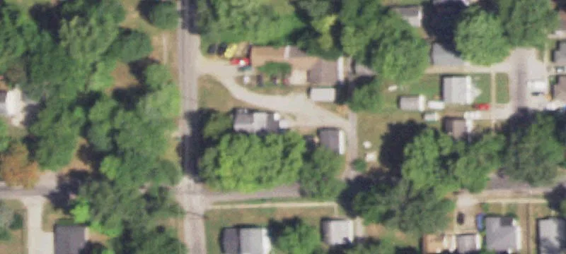 Auto Body Shop with Yard
