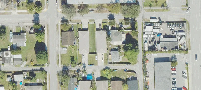 Remodeled 3BR Duplex Rental