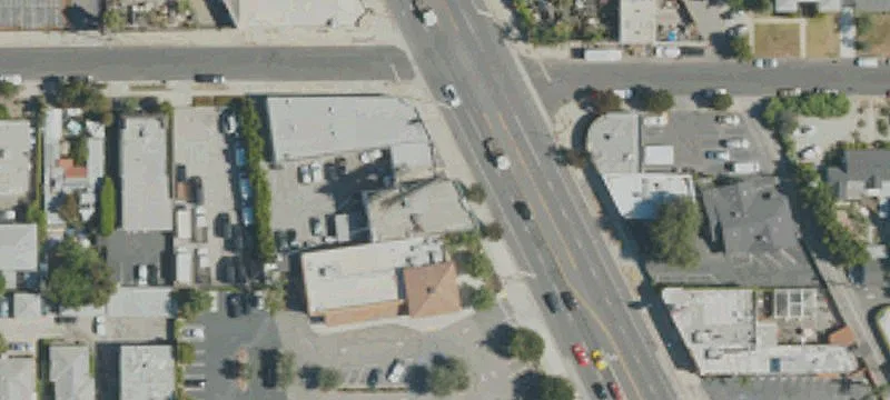 Subdividable Office Building Suites