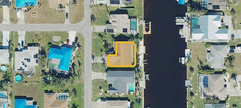 Eastern-Exposure Waterfront Home Lot