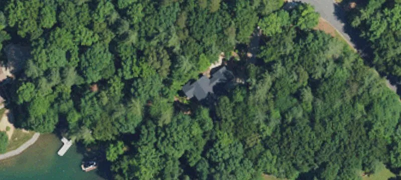 Lakefront Residential Homesite