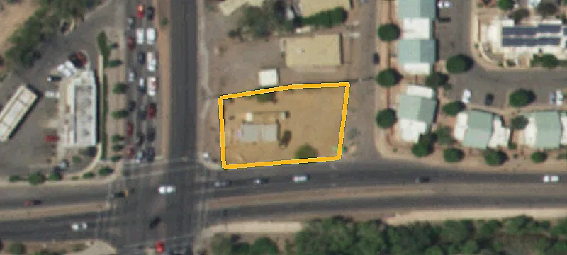 Vacant Residential Lot Near Plaza