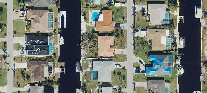 Waterfront Sailboat Access Lot
