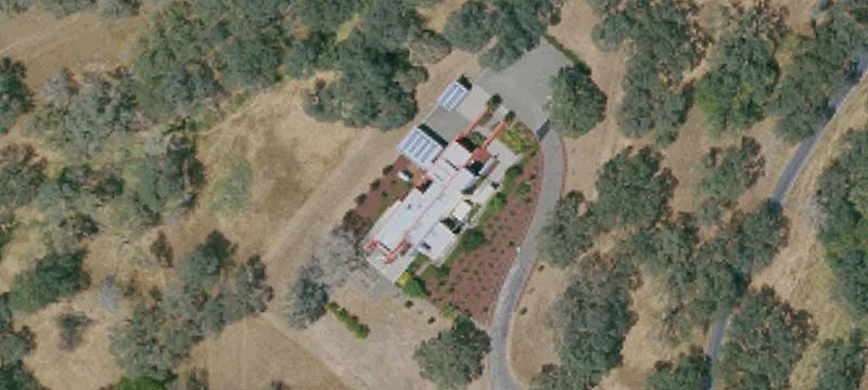 Vineyard Property with Mountain Views
