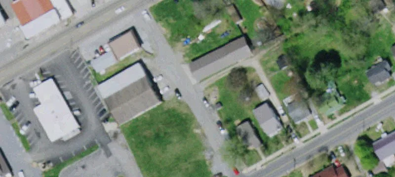 Retail Building with Included Commercial Lot