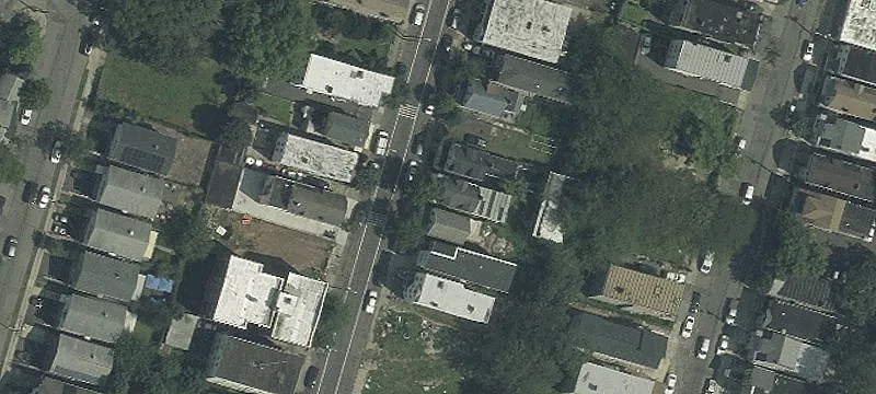 Multi Family / 3-Three Story
