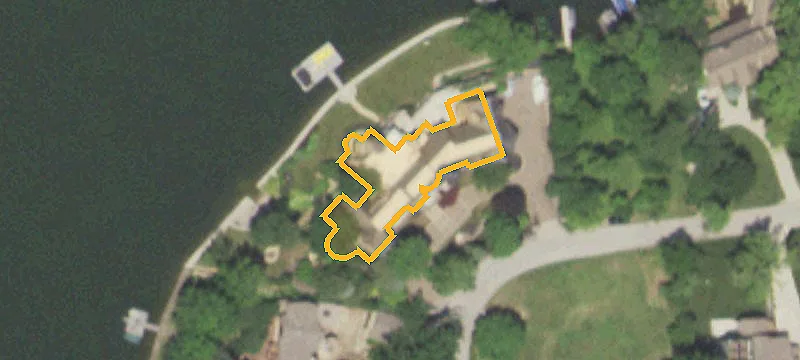 Lake-Adjacent Building Lot