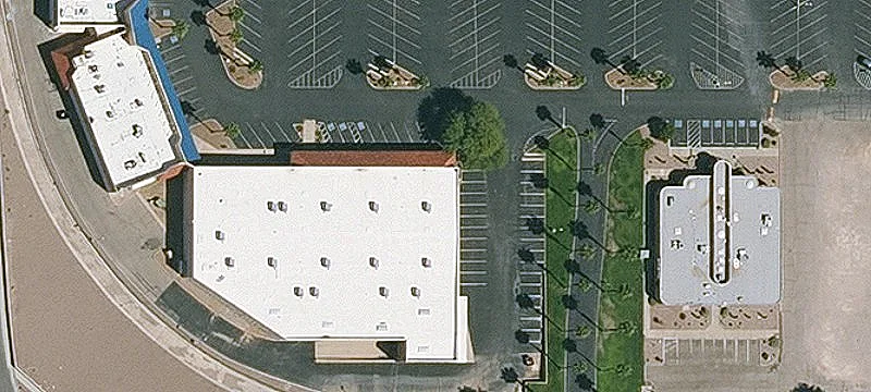 Vacant Flex Building with Mezzanine