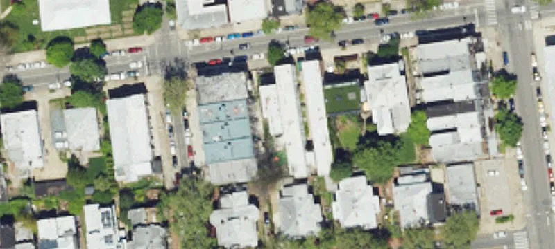 Low-Rise 3-Unit Apartment Building