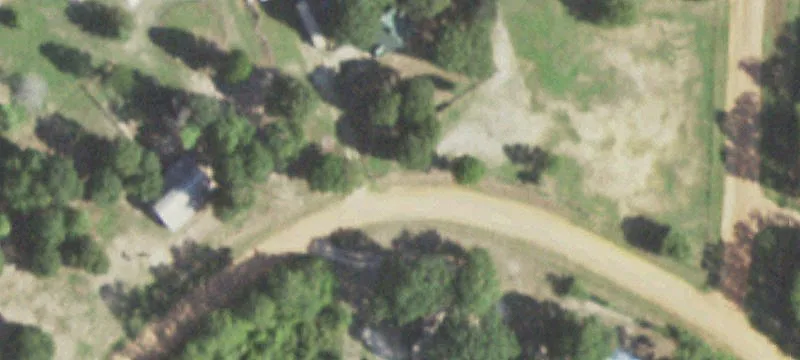 Horse and Livestock Barn Acreage