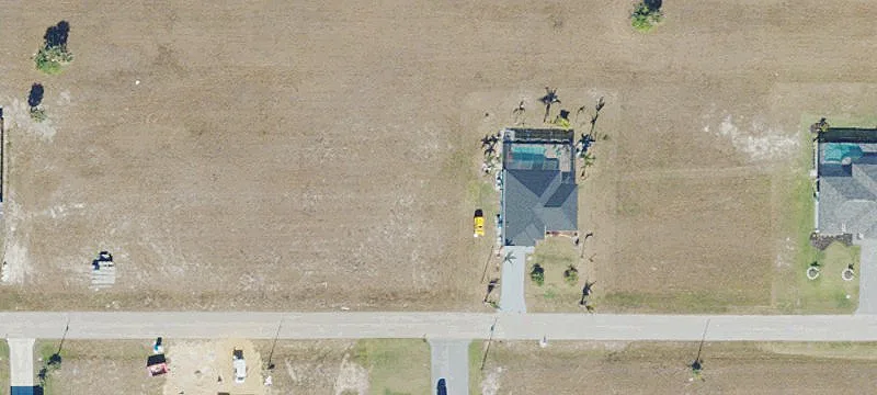Residential Land Lot in Cape Coral