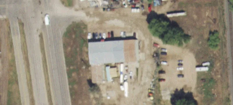 Warehouse with Dual Drive-Thru Bays