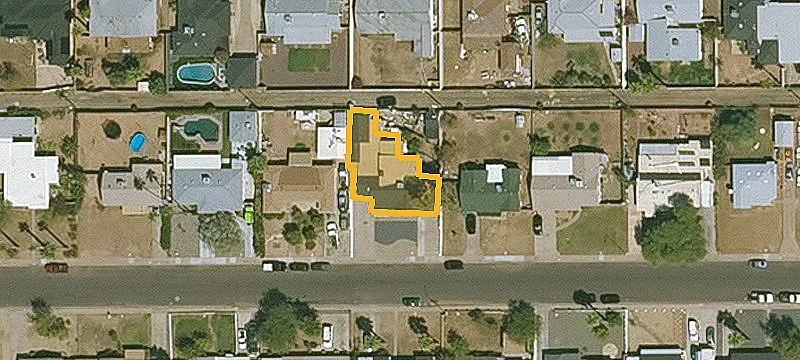 Remodeled Duplex with Extra Parking