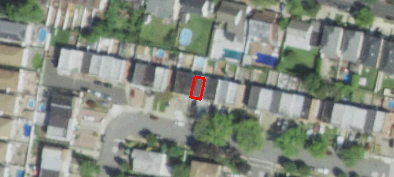 Semi-Detached Duplex with Private Driveway