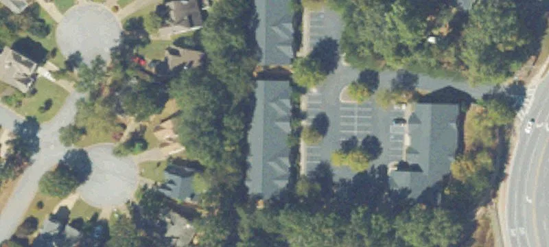 Office Building with 6,702 SF