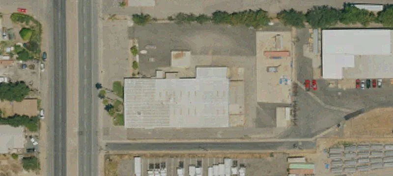 Freestanding Metal Warehouse with Yard