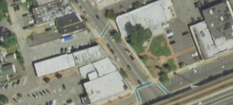 Mixed-Use Retail and Studio Apartments