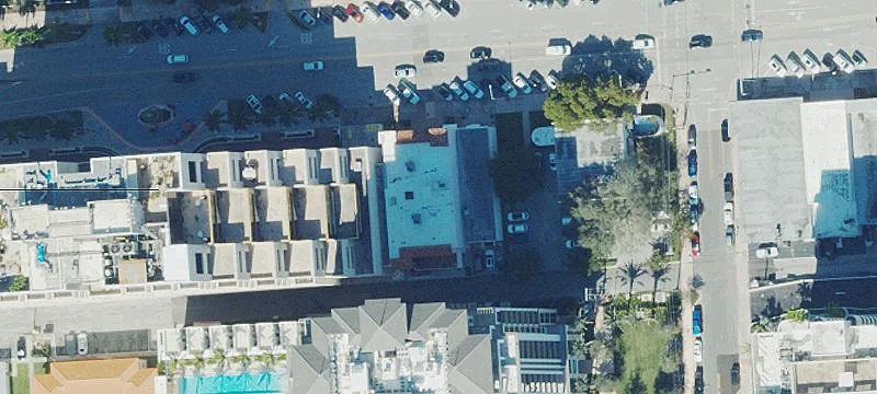 Self-Standing Boutique Building