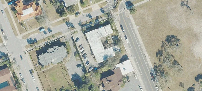 Mixed-Use Office/Store Property