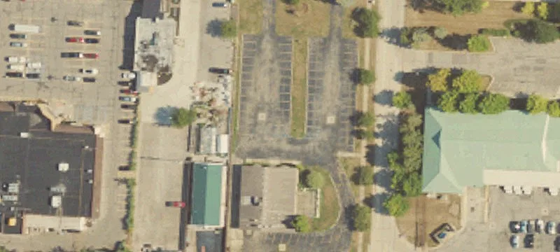 Former Restaurant on Commercial Acreage