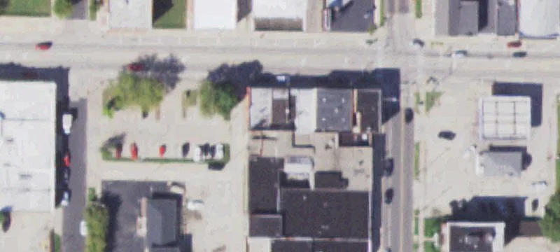 Multi-Tenant Mixed-Use Building