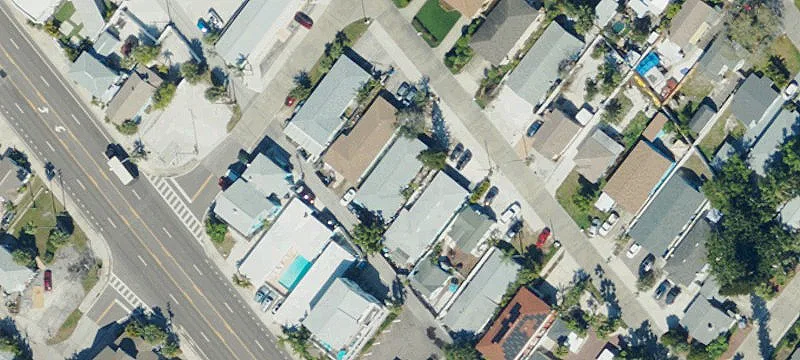 Triplex with Alley Access