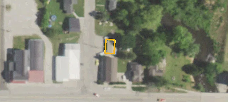 Tree-Lined Country Home Lot