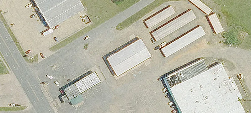 Multi-Tenant Retail Office with Warehouse