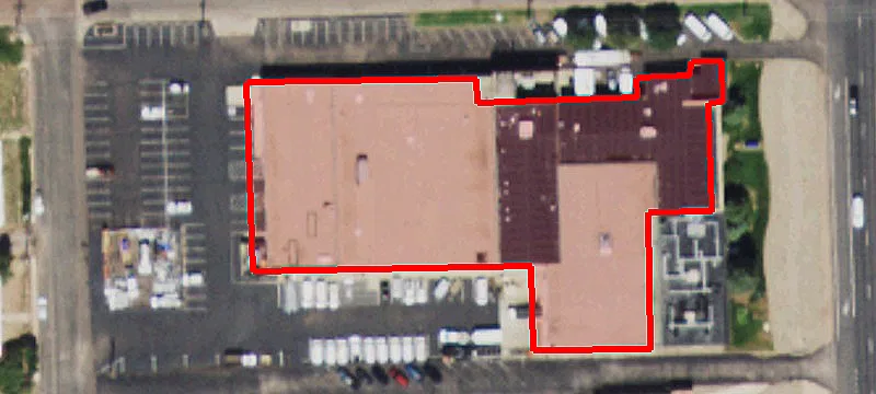 Warehouse with Fenced Outdoor Storage