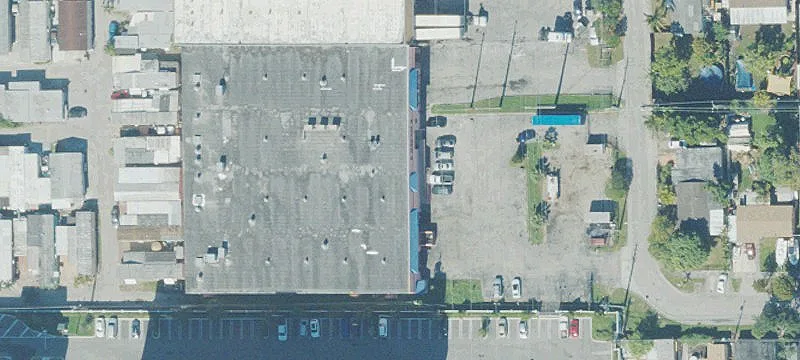 Warehouse with Office and Docks