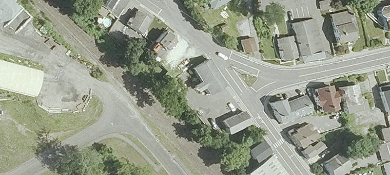 Updated 3BR Apartment with Parking