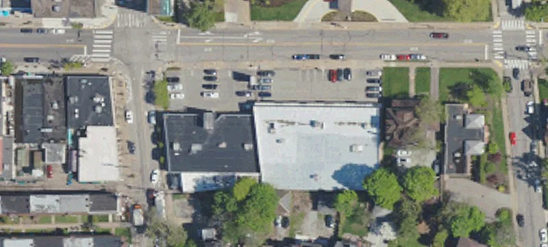 Retail Space with Office Rooms