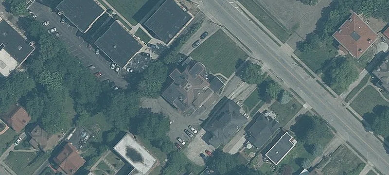 11-Unit Renovated Multifamily Building