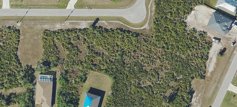 Deed-Restricted Building Lot