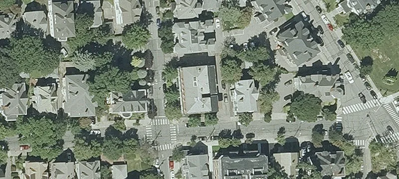10-Unit Apartment Building