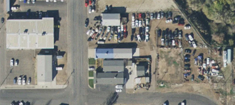 Retail Building with Fenced Yard