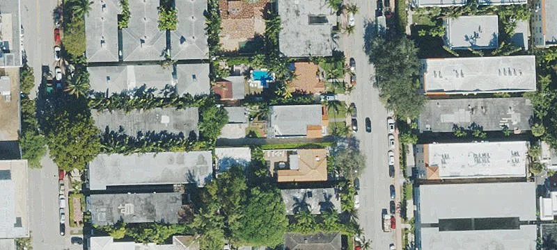Triplex with Two Private Guest Houses