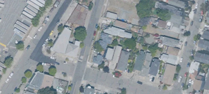 Triplex with Detached Cottage