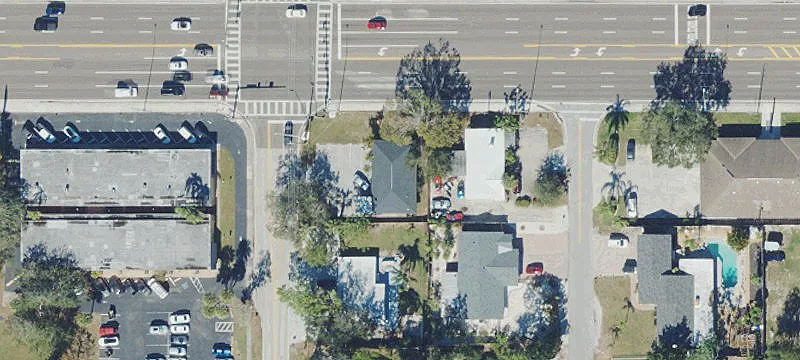 Sarasota Office Building with 6 Offices