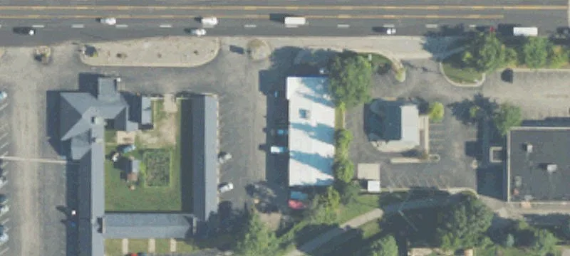 Single-Tenant Retail Building