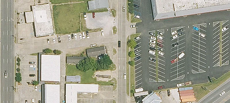 Dual-Frontage Automotive Property