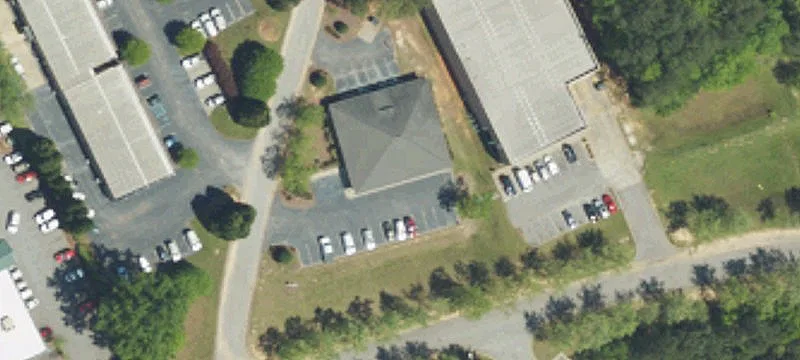 Subdividable Office Suite in Business Park