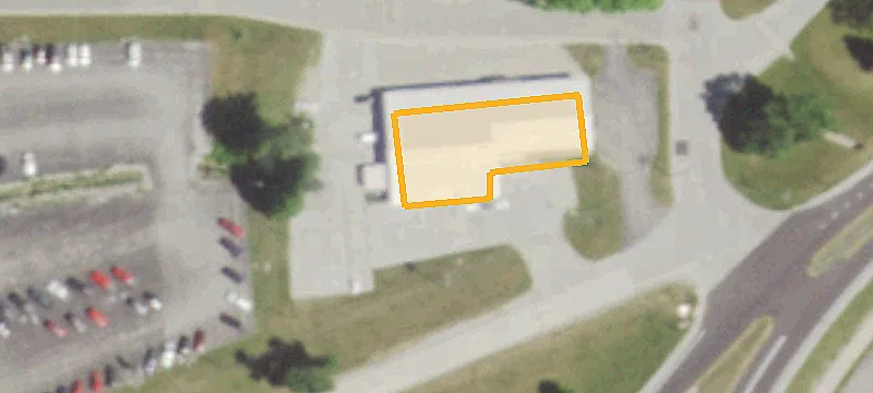 Retail Property with Investment Return