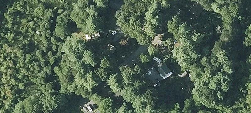 Cleared Waterfront Lot for Recreation