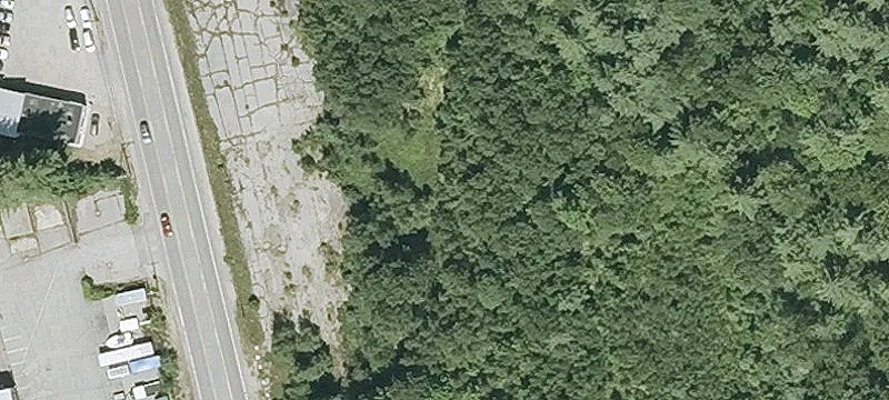 Commercial Land with Major Road Frontage