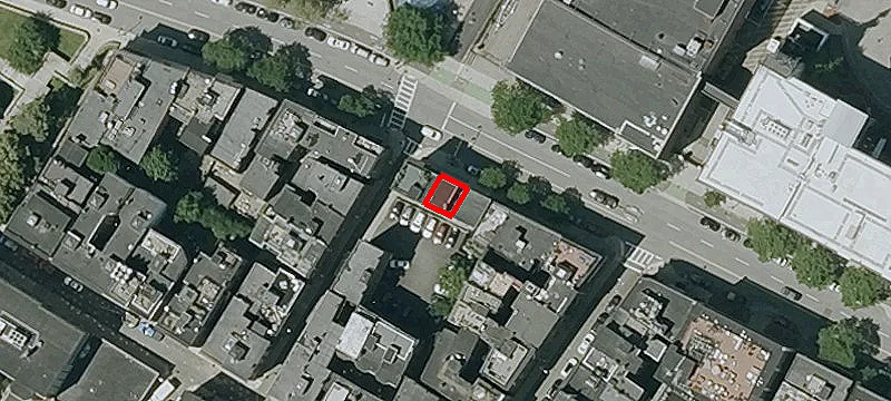 2-Bedroom Duplex Apartment