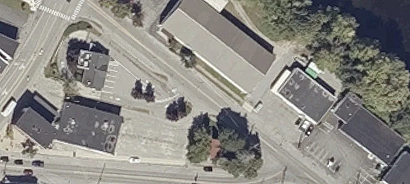 Retail Building with 13,140 SF