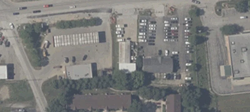 Retail-Service Building with Storage