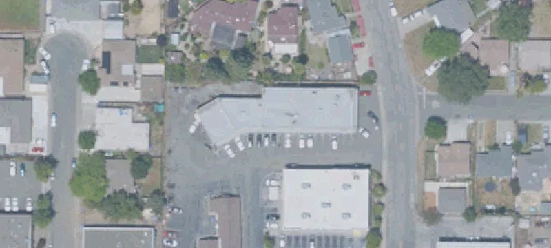 Multi-Unit Retail & Office Building